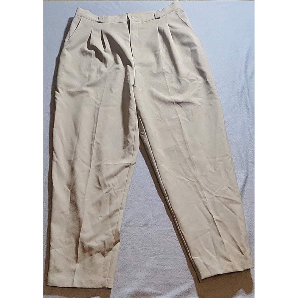 Briggs New York Beige Dress Pants Women's Pleated Straight Leg Pockets 16